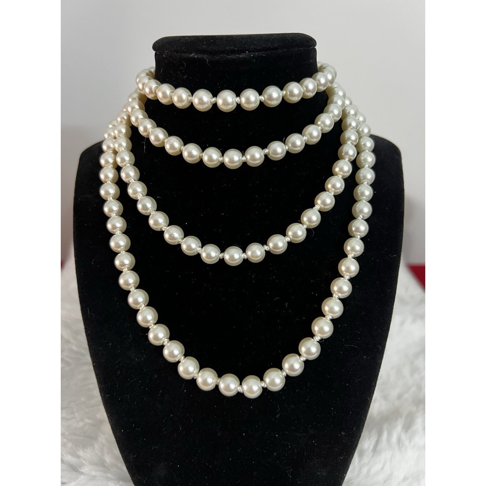 Vintage long Faux Pearl Necklace Excellent Vintage Condition Wedding Bride Prom